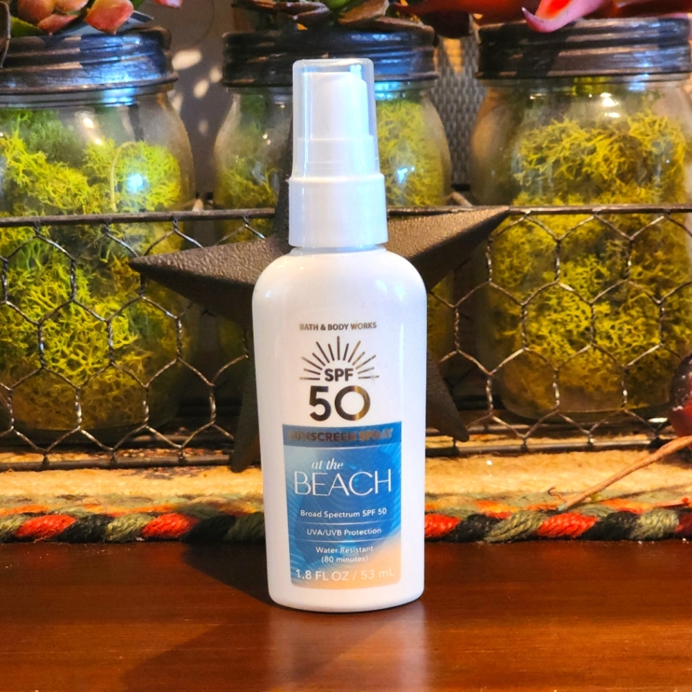 Bath & Body Works At The Beach Travel Size Suncare Spray SPF 50 1.8 oz